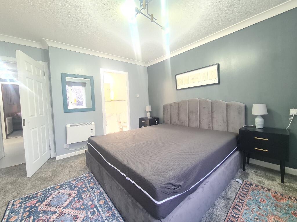 Apartment in Glasgow, East Renfrewshire - More