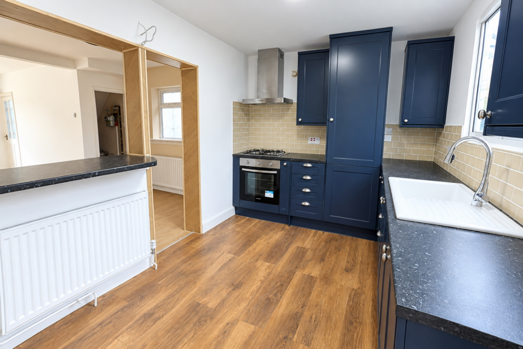 House in London, Gallows Corner, Harold Hill - View 5
