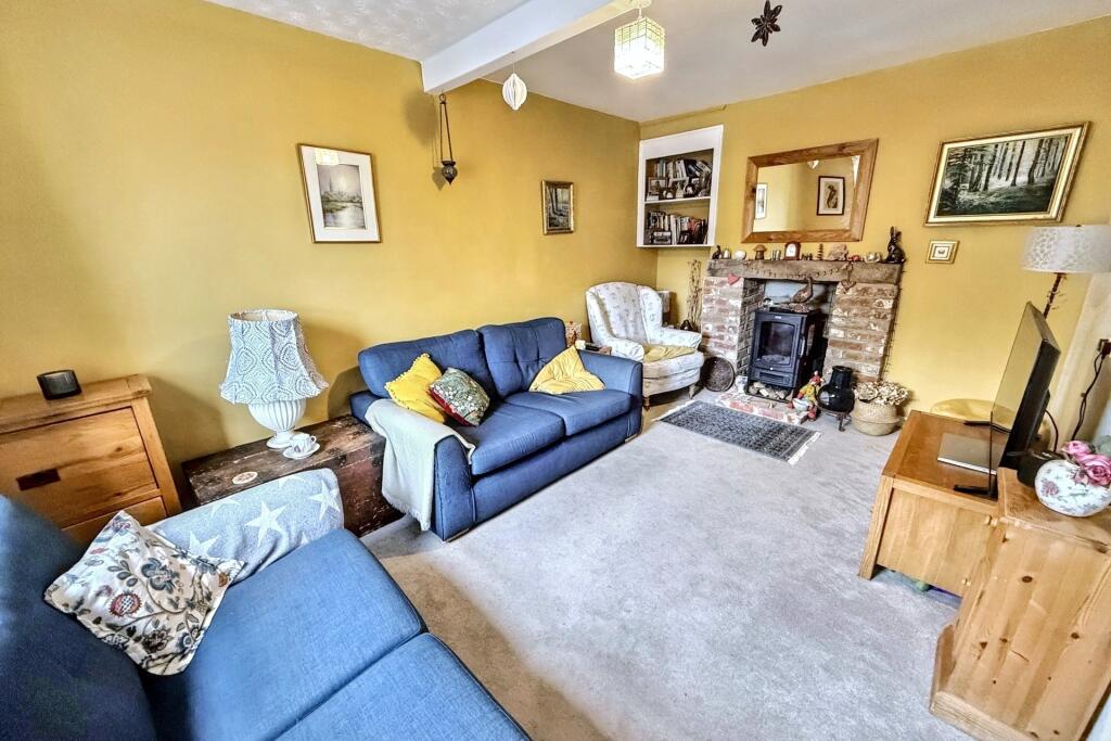 House in Downton, Wick, Wiltshire - View 4