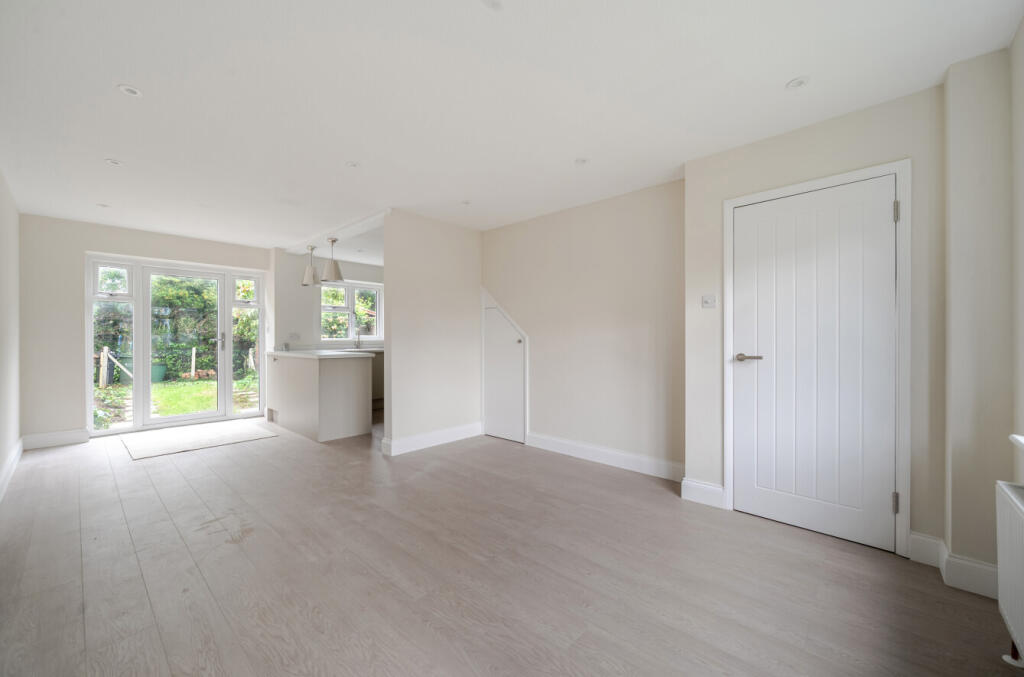 House in Guildford, West Clandon - View 5