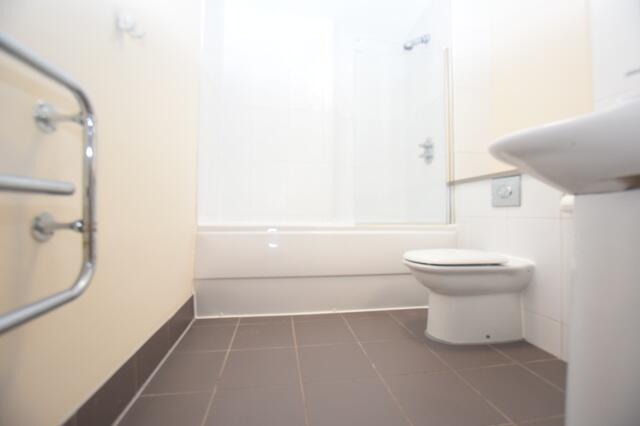 Apartment in Sheffield - View 3
