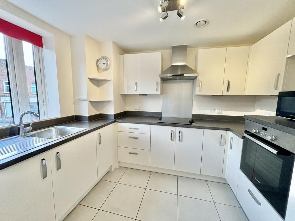 Macaulay Road, Broadstone photo 5