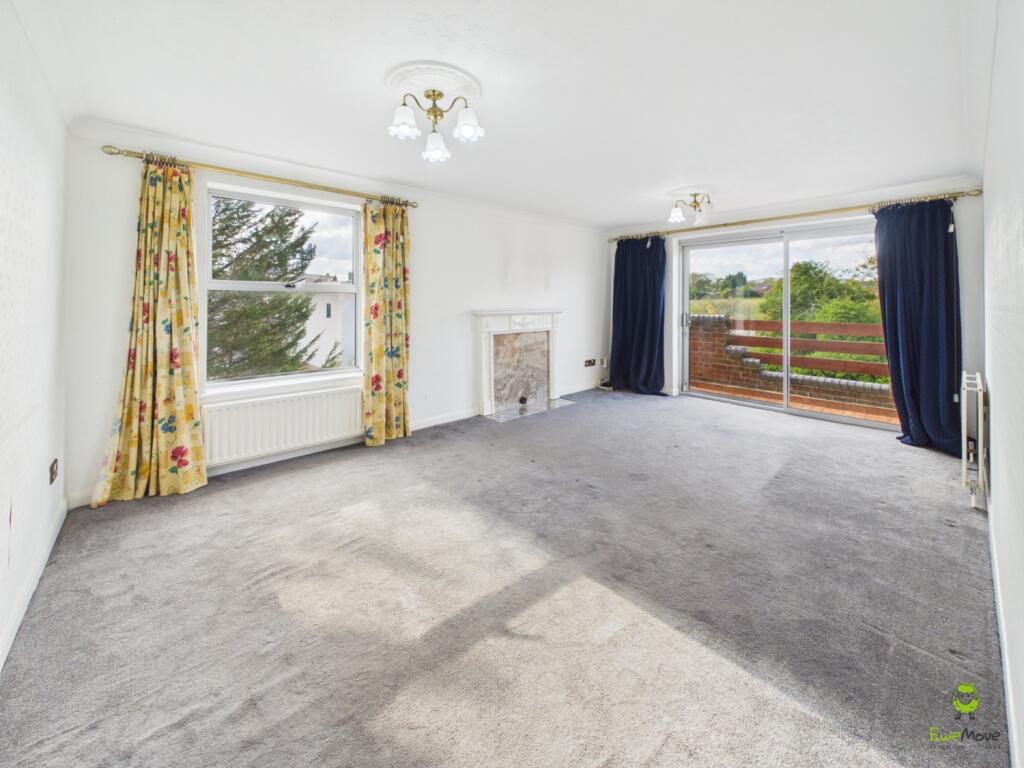 Flat 8 Chilterns, 11 Chislehurst Road, Sidcup, Kent, DA14 photo 2