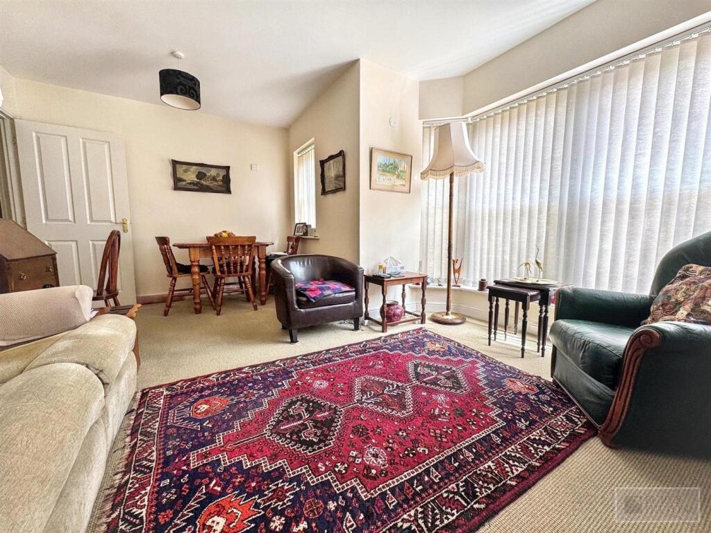 Apartment in Stoke-on-Trent - View 3