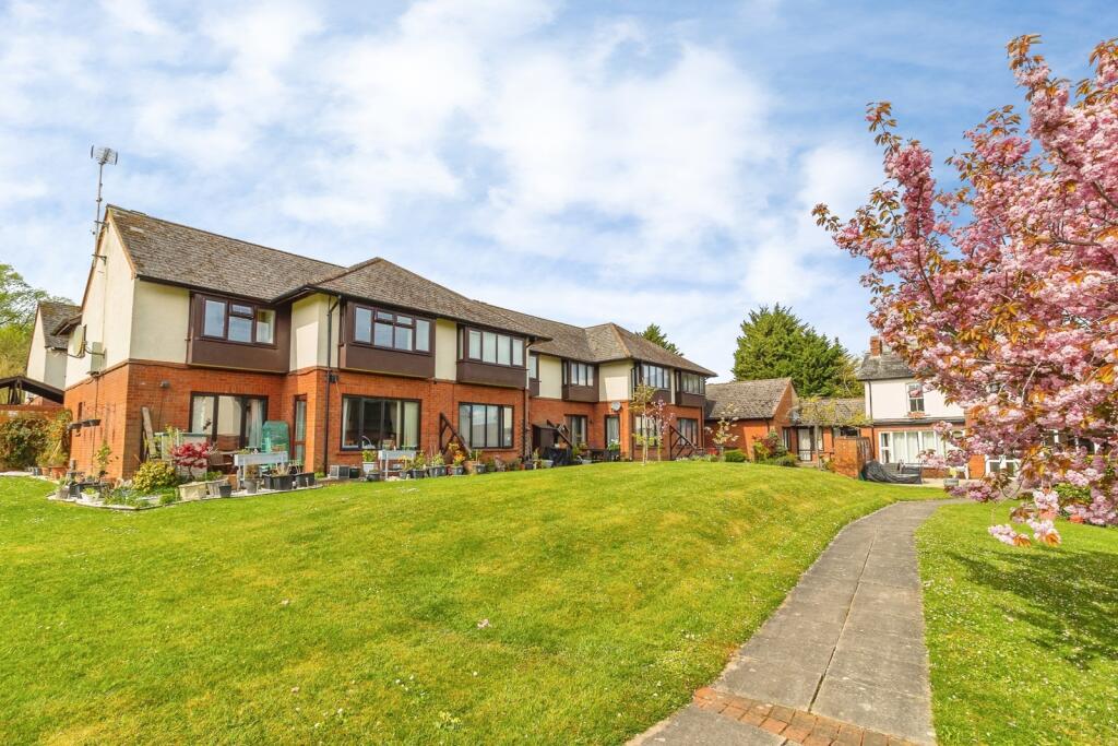 Main image of property: The Mount, Simpson, Milton Keynes, Buckinghamshire, MK6