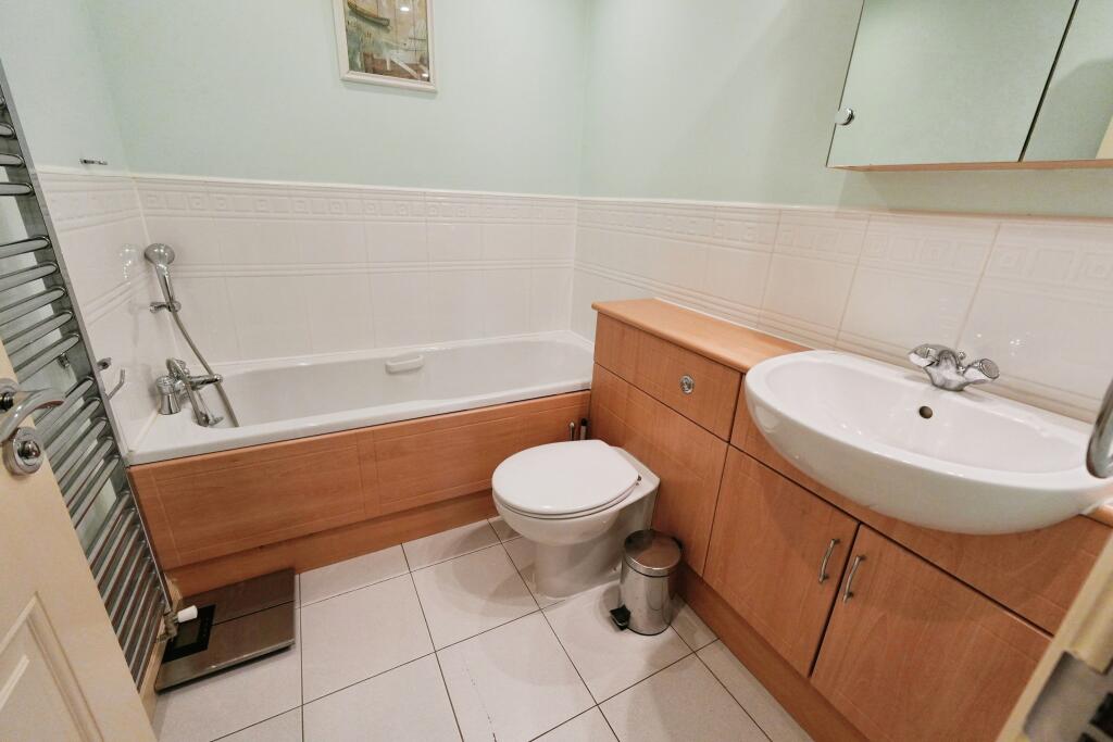 Additional image 19 of Callaghan Drive, Oldbury, B69