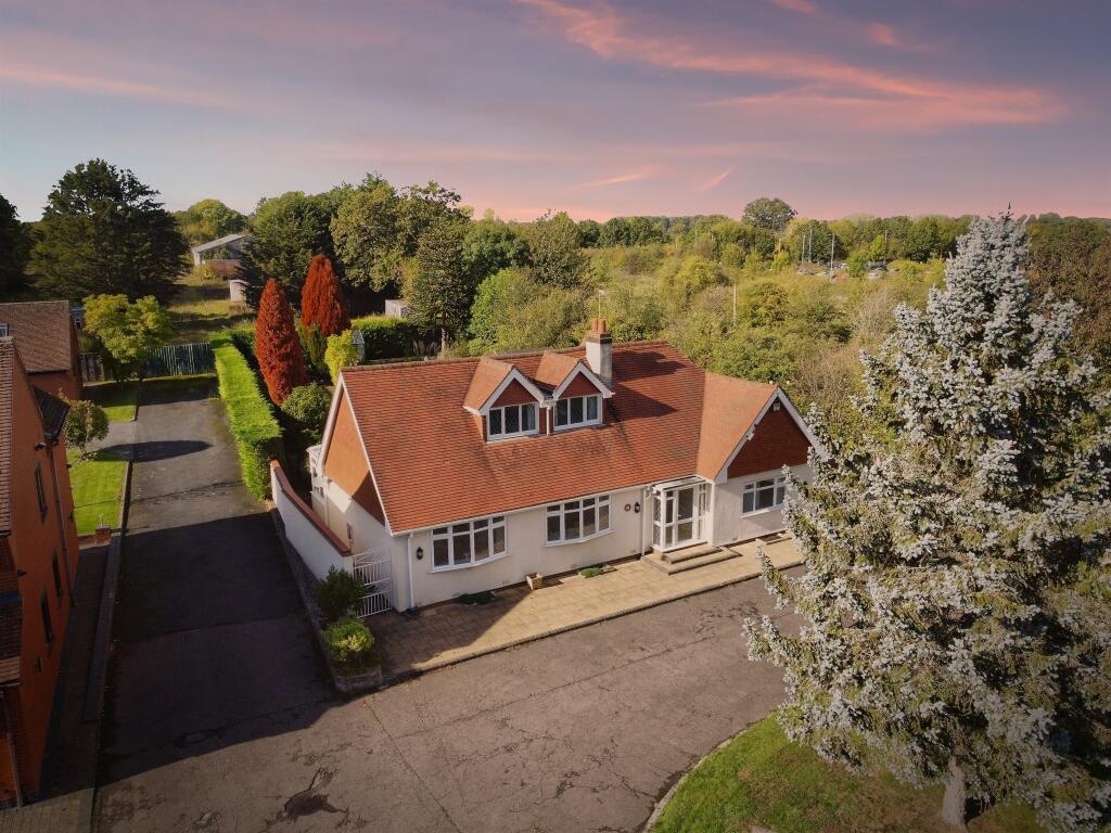 Main image of property: Tilehouse Lane, Shirley, Solihull