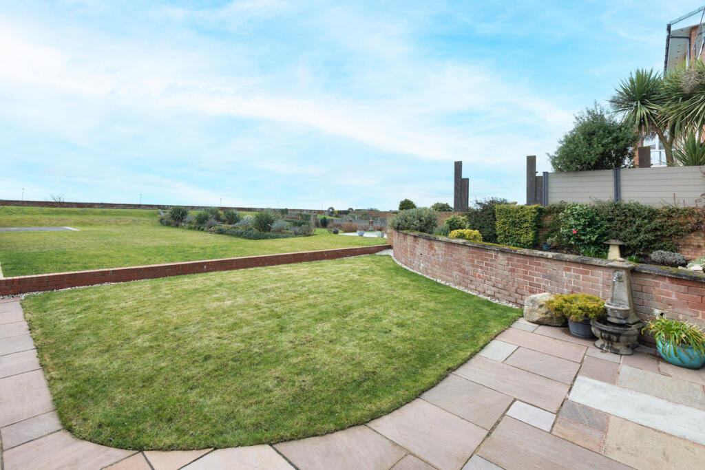 Main image of property: Clifton Drive, Lytham St. Annes, FY8