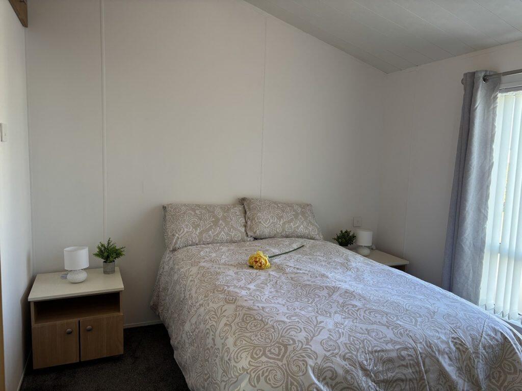 House in Wyre, Cabus - More