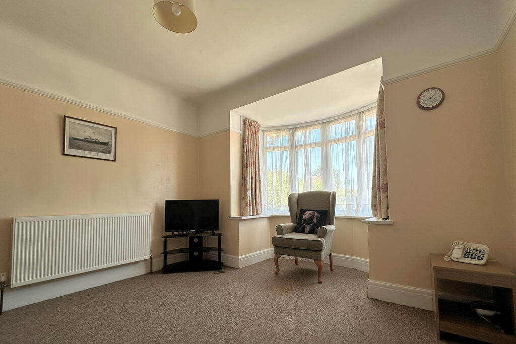House in Portsmouth - View 2