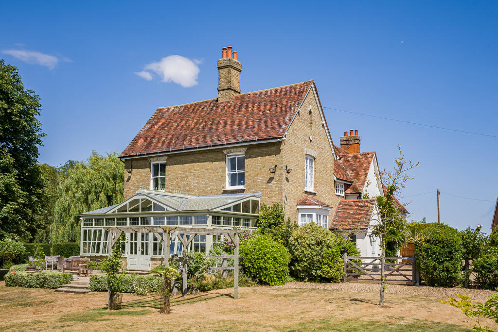 Main image of property: Gurneys Lane, Holwell, SG5