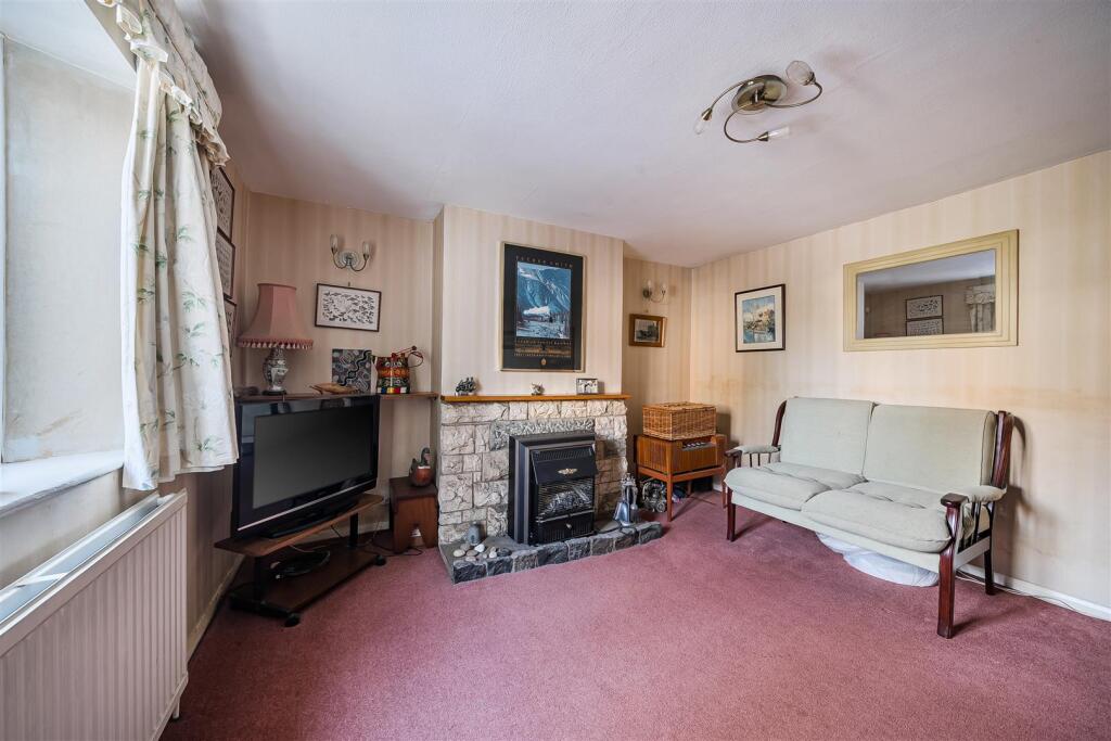 2, Eastfield Cottages, Devizes, SN10 photo 3