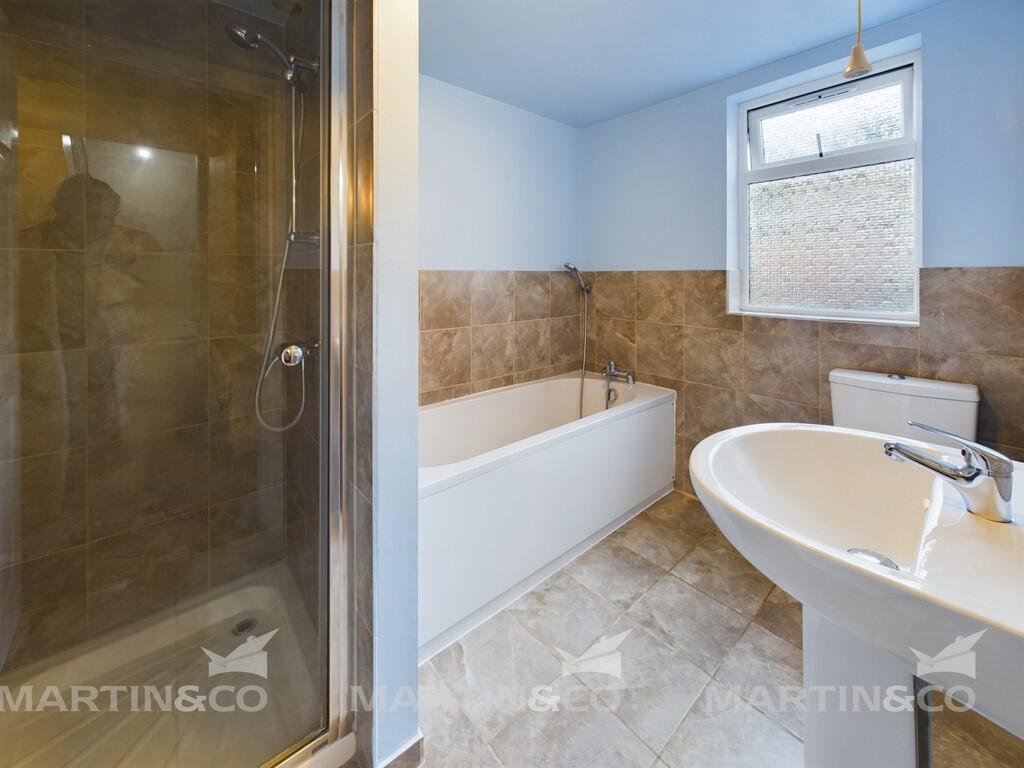 Apartment in Doncaster - More