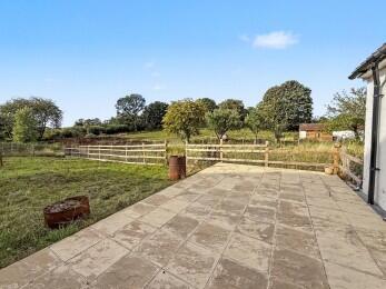 House in Reading - View 3