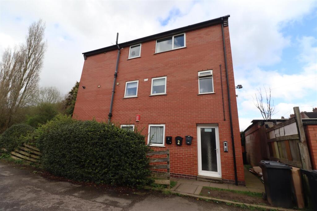 Main image of property: Haunchwood Road, Stockingford, Nuneaton