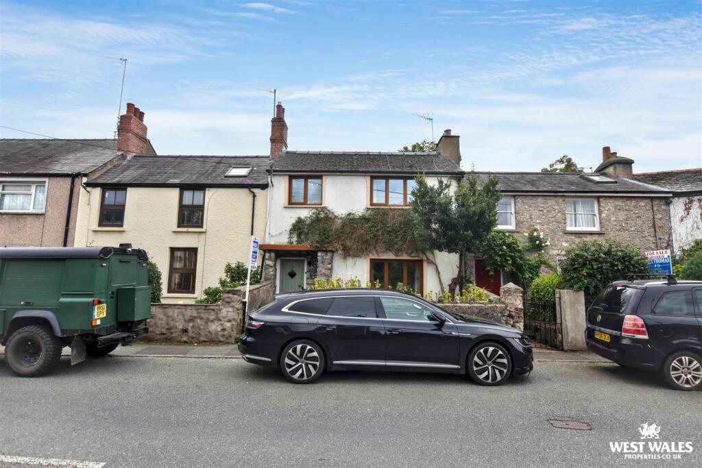 House in Pembroke, Pembrokeshire