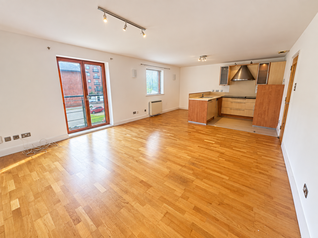 Apartment in Cardiff - View 4