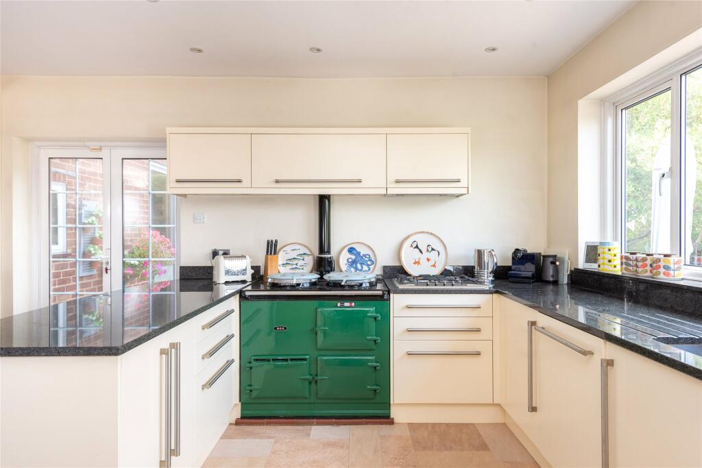 House in Princes Risborough, Monks Risborough - More