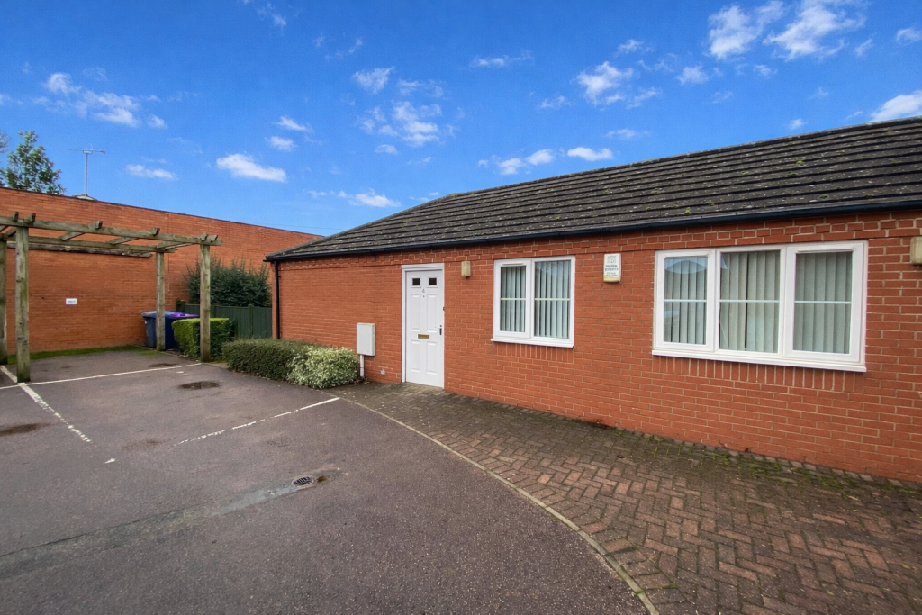 Main image of property: Grantham Road, Radcliffe