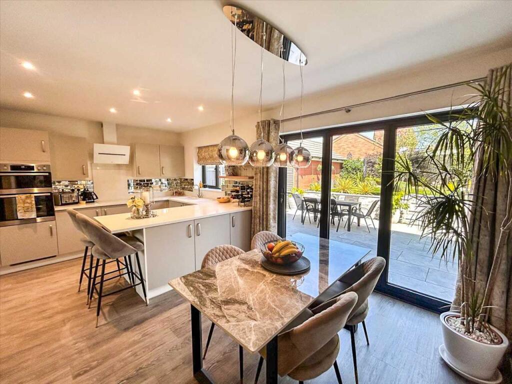 House in Rushcliffe, Keyworth - View 3