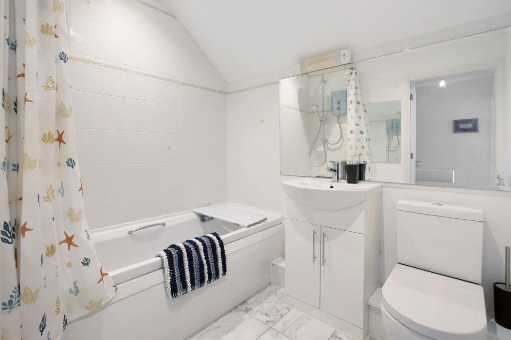 Apartment in Torquay - View 5