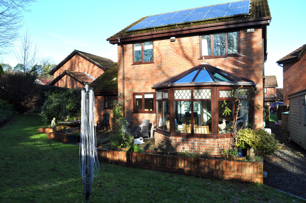 Main image of property: Trinity Close Mumbles Swansea Sa3 5sx