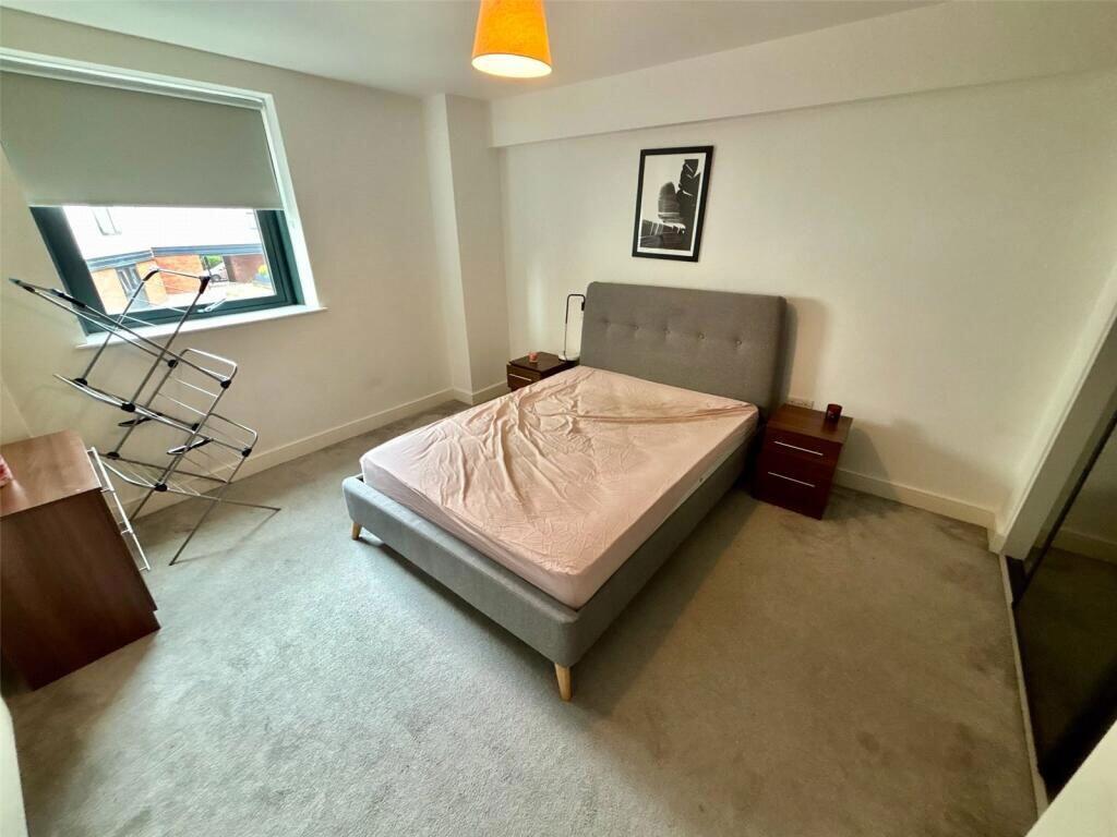 Apartment in Birmingham, Jewellery Quarter - View 4