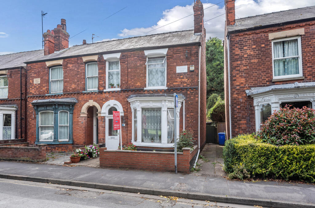 5-bed semi-detached on Thorold Street, Boston, Lincolnshire, PE21 , £145,000