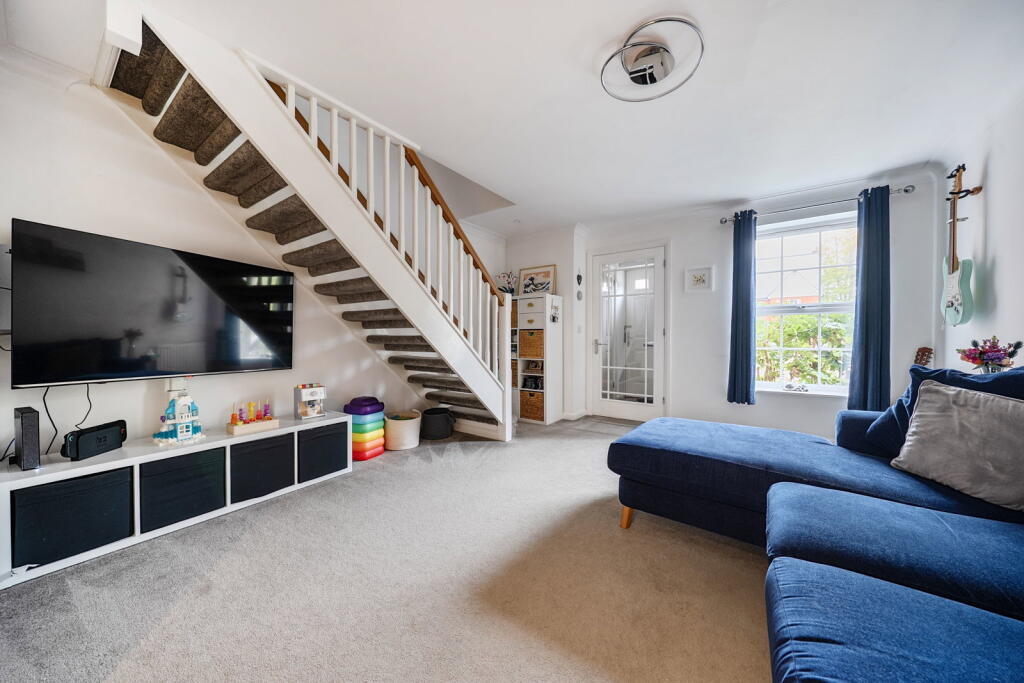House in Reading - More