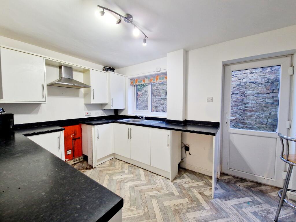 Additional image 3 of Lockside, BB2