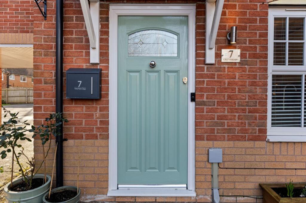 Greyfriars Close, Fearnhead, WA2 photo 2