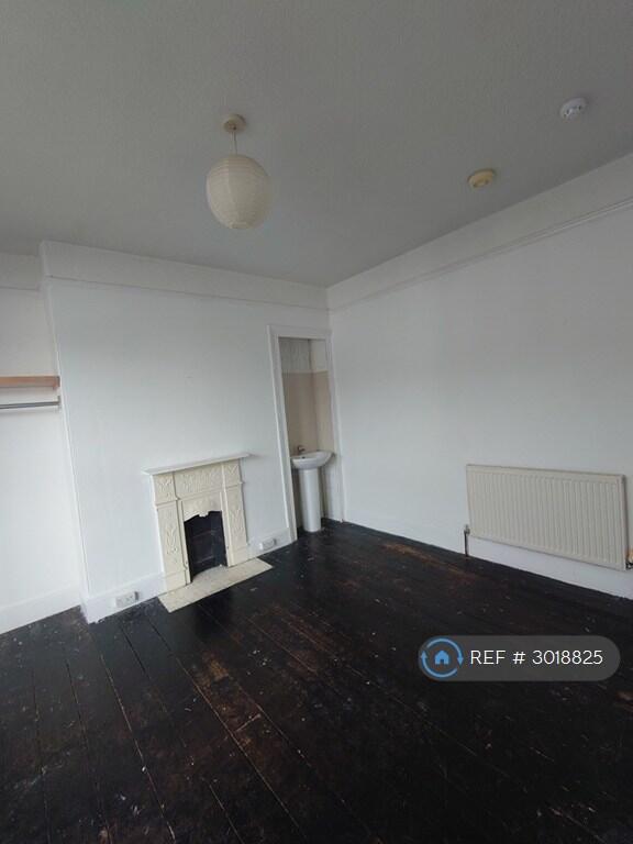 House in Truro - More