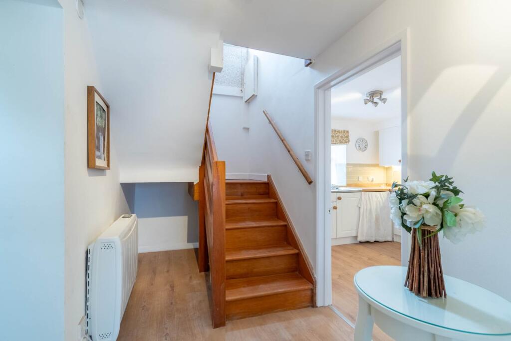 House in Bath - View 4