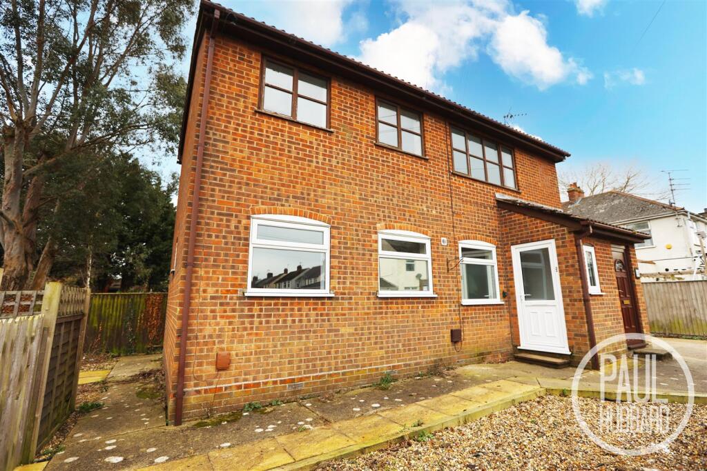 Notley Road, Lowestoft, NR33 photo 2