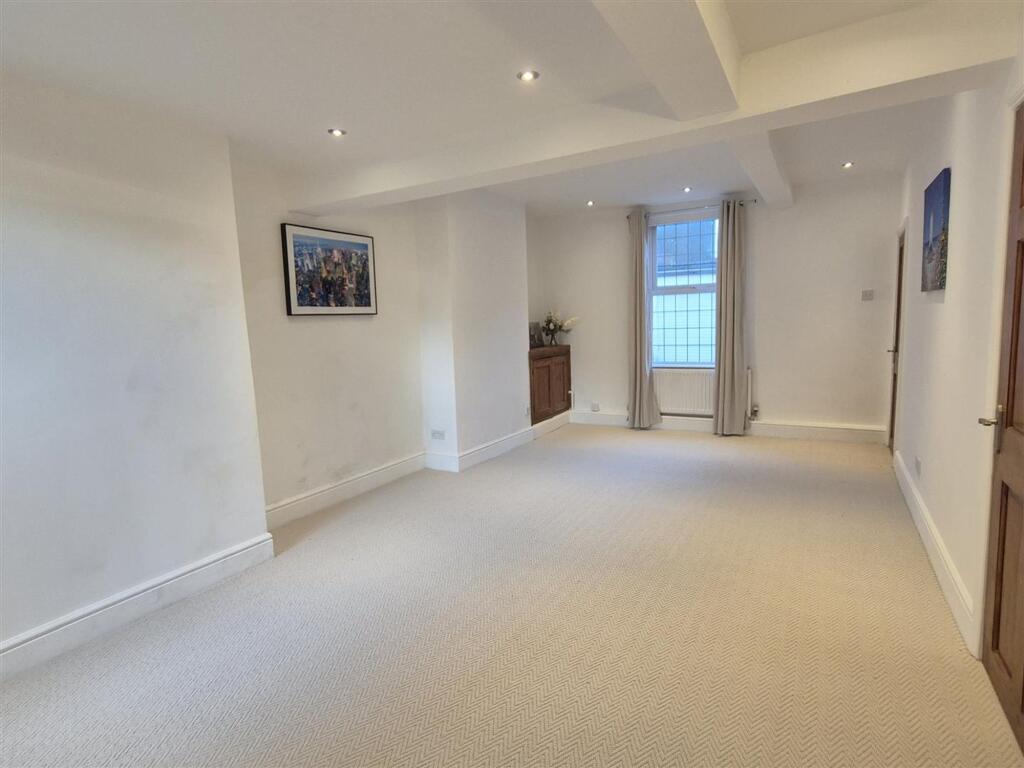 Breach Road, Coalville, LE67 photo 2