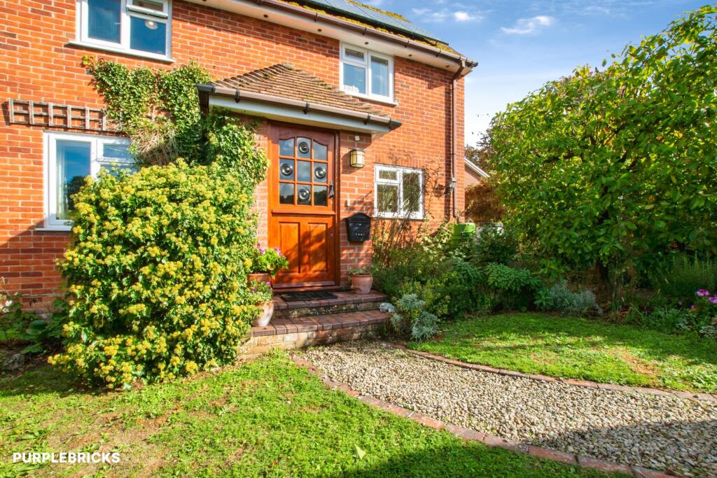 Main image of property: The Crescent, Andover, SP11