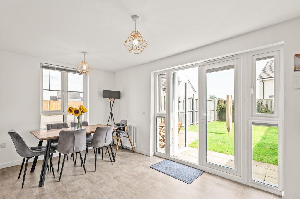House in Falkirk - View 4