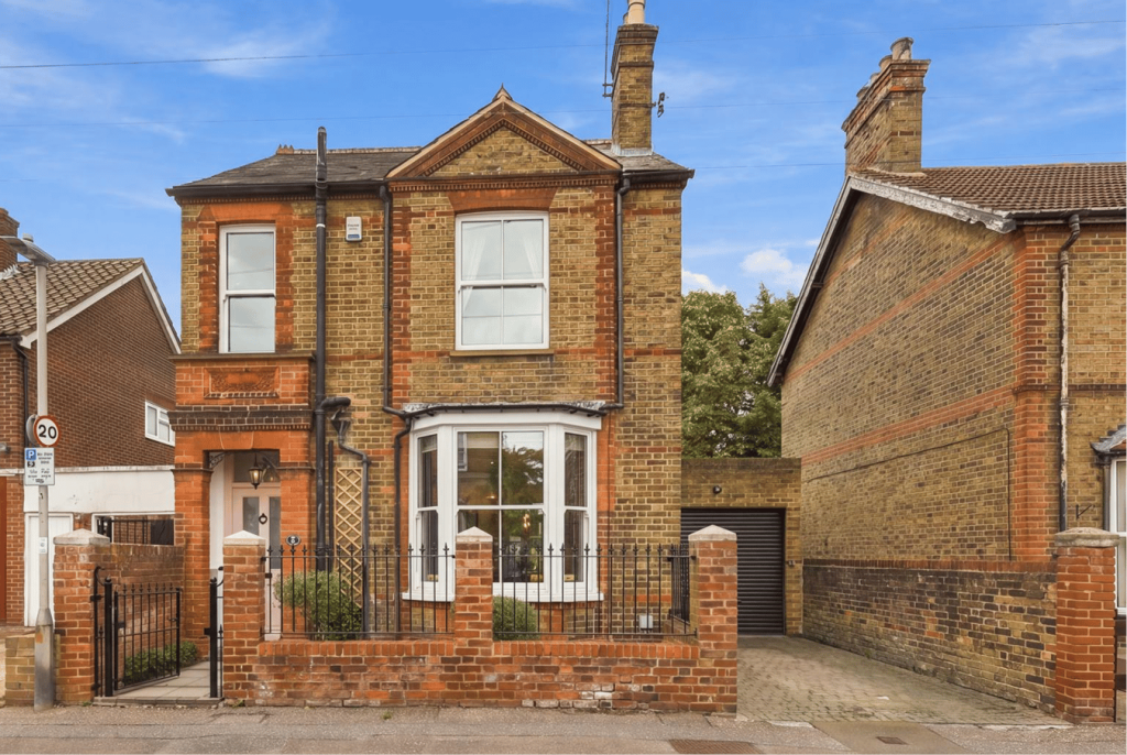 Main image of property: Hamlet Road , Chelmsford, CM2