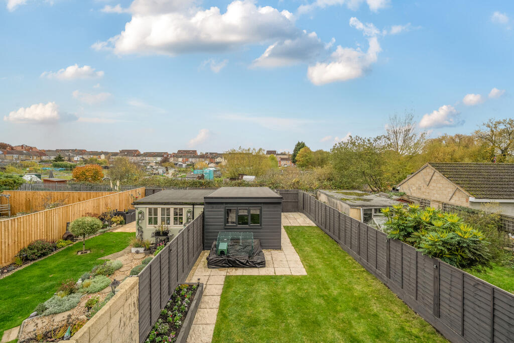 Fosse Close, Rodbourne, Swindon, SN2 2BP – pohled 2
