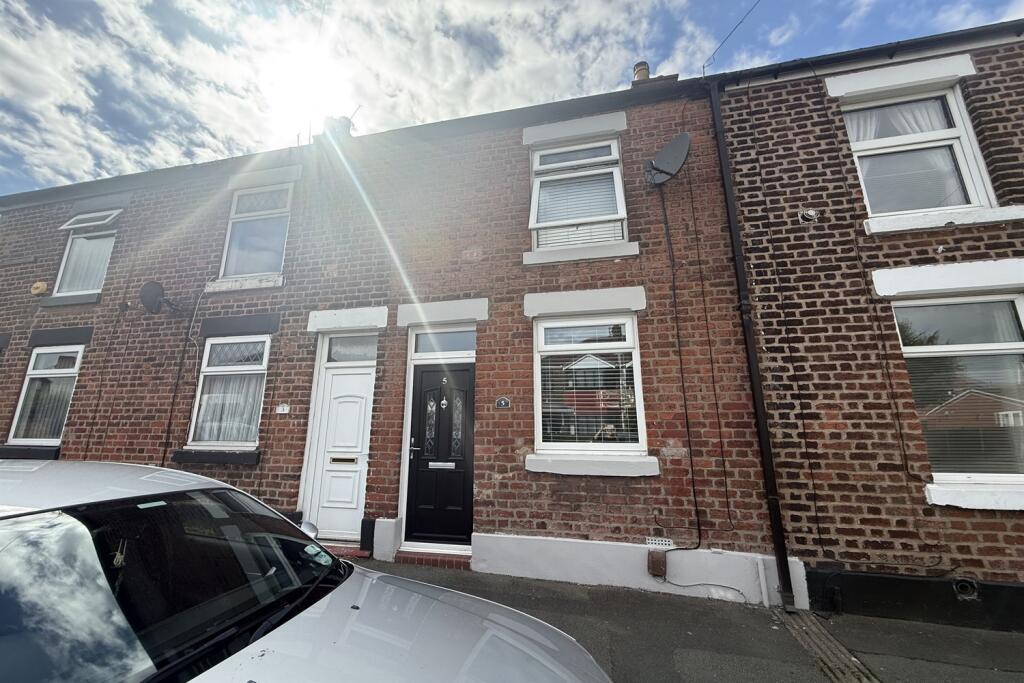 Main image of property: Sea Lane. Runcorn WA7 5NG