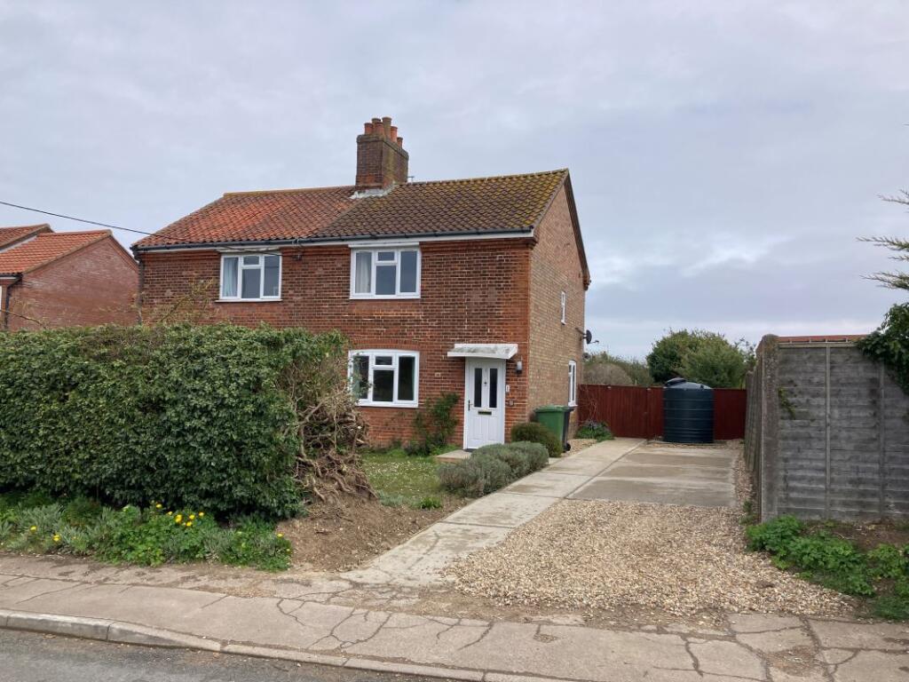 Main image of property: 1 Station Road, Weybourne, NR25 7HQ
