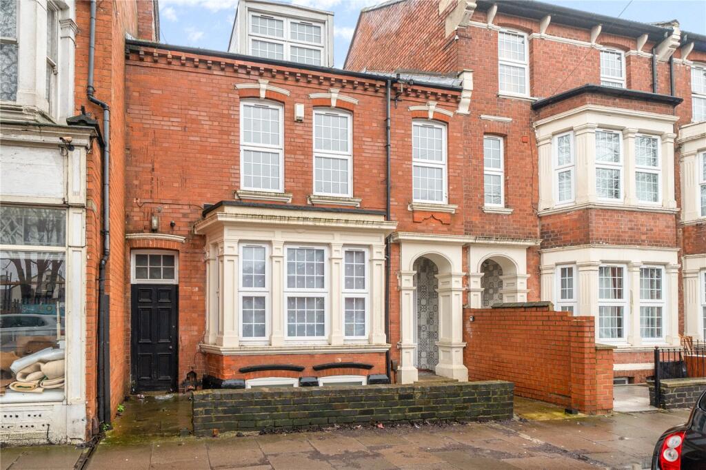 Main image of property: Abington Grove, Abington, Northampton, Northamptonshire, NN1