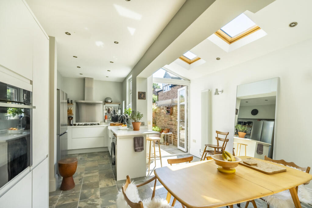House in York - View 5