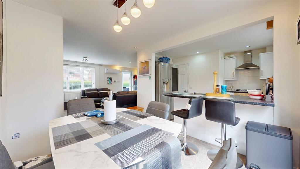 House in Milton Keynes - View 5