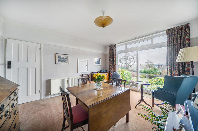 House in London, Purley - More
