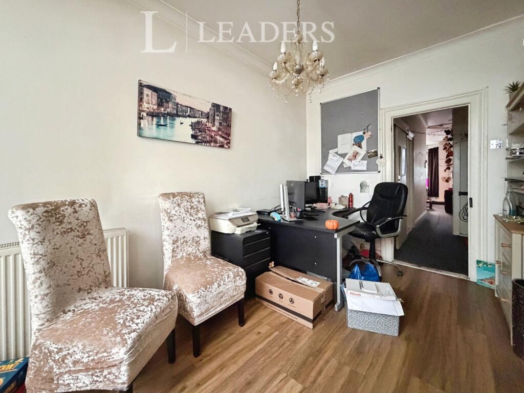 Main image of property: Lyndhurst Road, Portsmouth, Hampshire