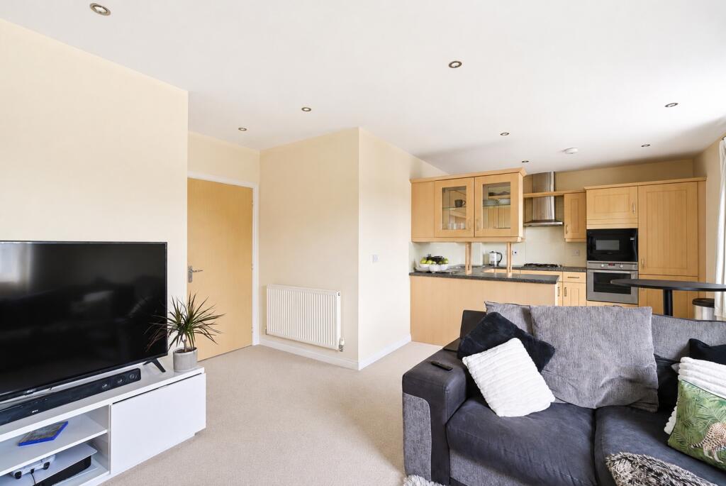 Claughton Court, Russet Drive, St Albans, Herts, AL4 photo 3