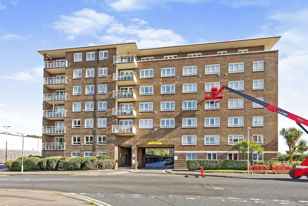 Main image of property: The Gateway, Dover, CT16