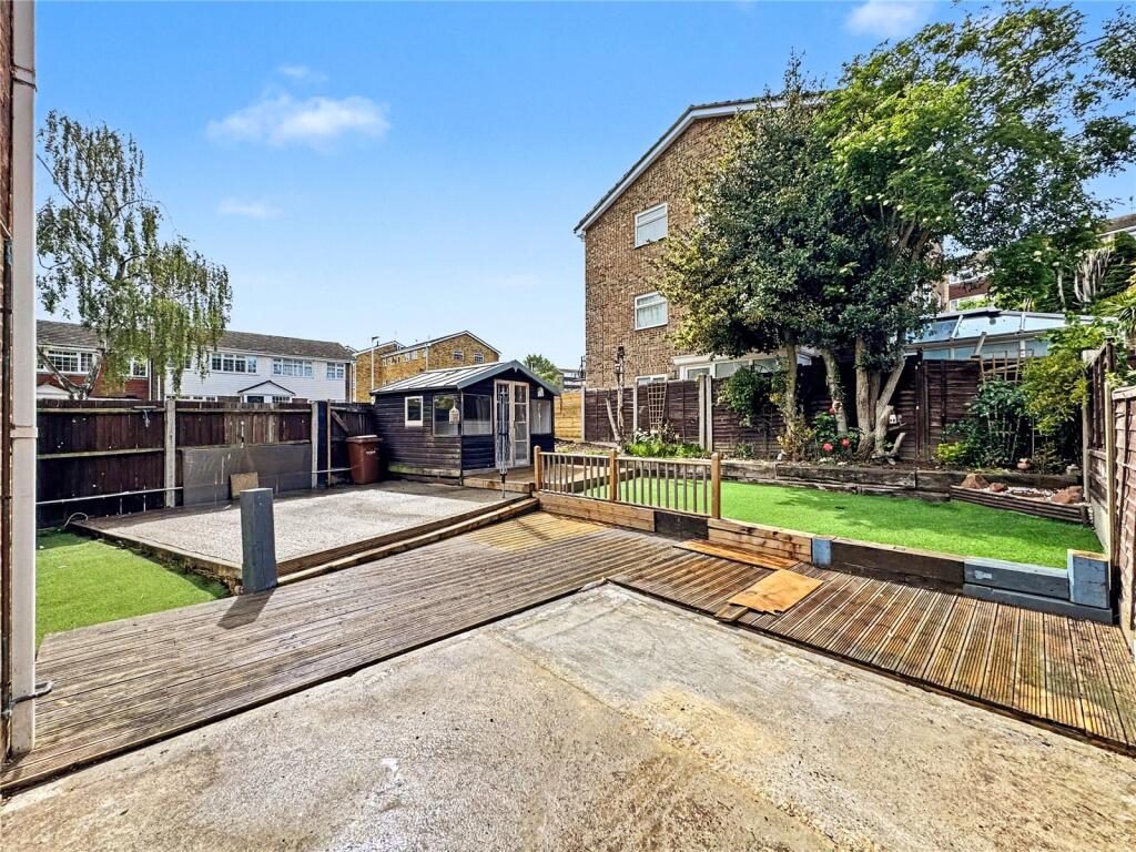 Lonsdale Drive, Rainham, Kent, ME8 photo 2