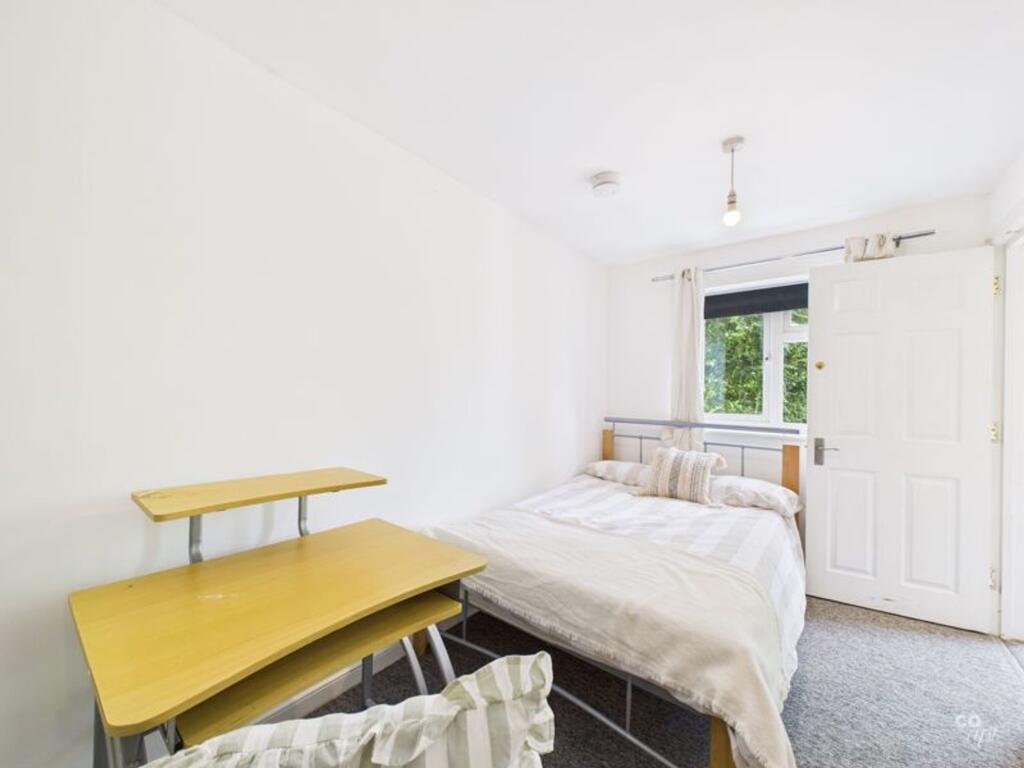 1 bedroom semi-detached house for rent